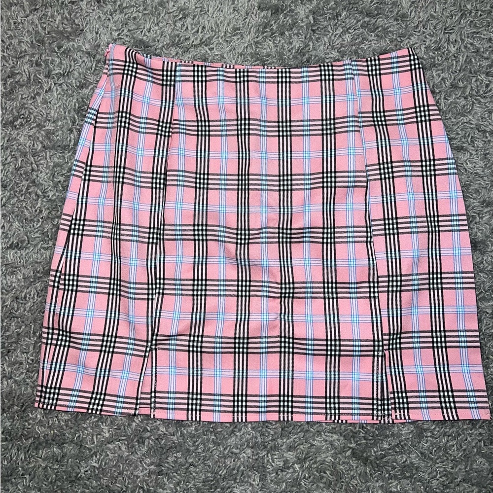 medium plaid skirt 💗